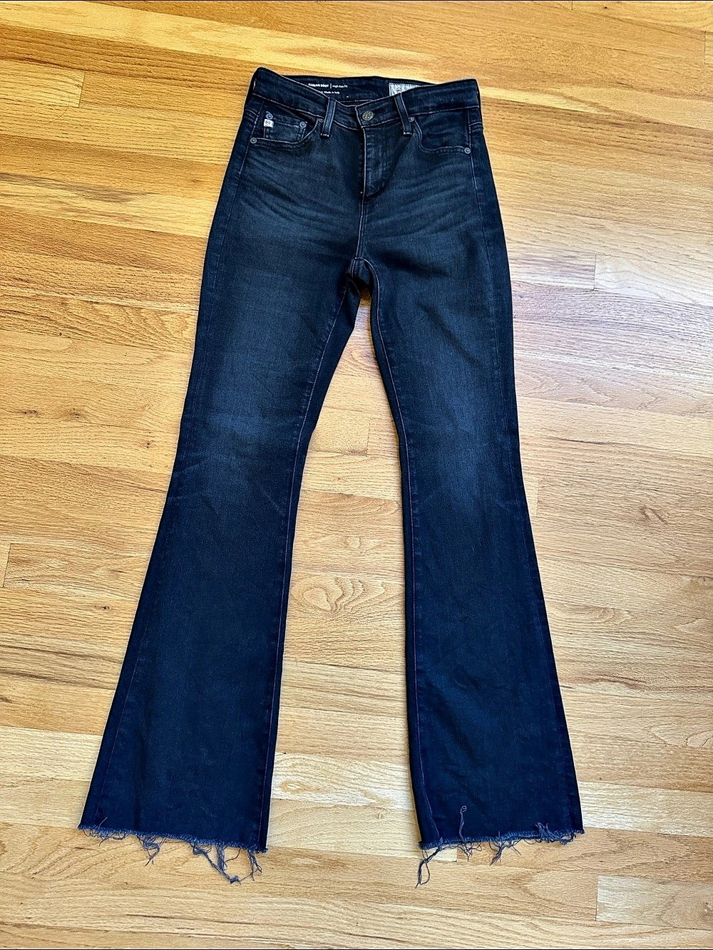 AG Farrah The Perfect Vintage Flare Jeans Flare Jeans in Faded Black 25 x 32